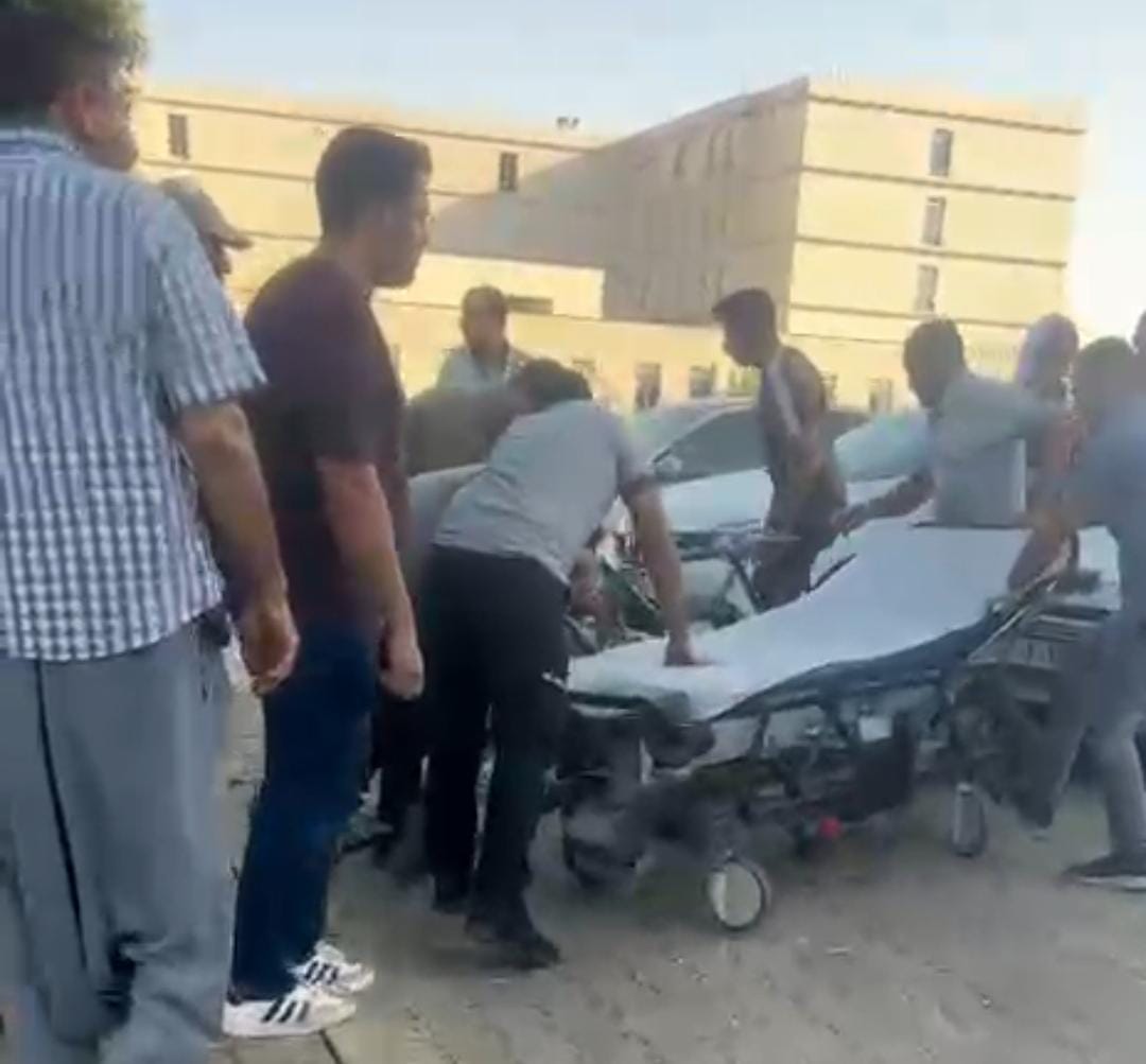 Hastane bahçesinde pusu! 2 kişinin vurulduğu saldırının görüntüleri ortaya çıktı
