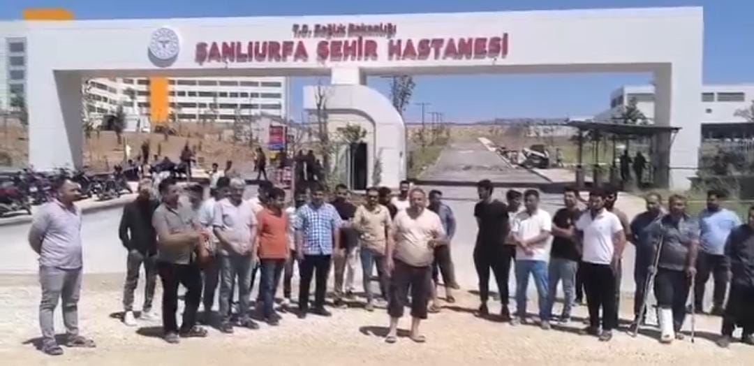 Şanlıurfa Şehir Hastanesi şantiyesinde işçilerden eylem