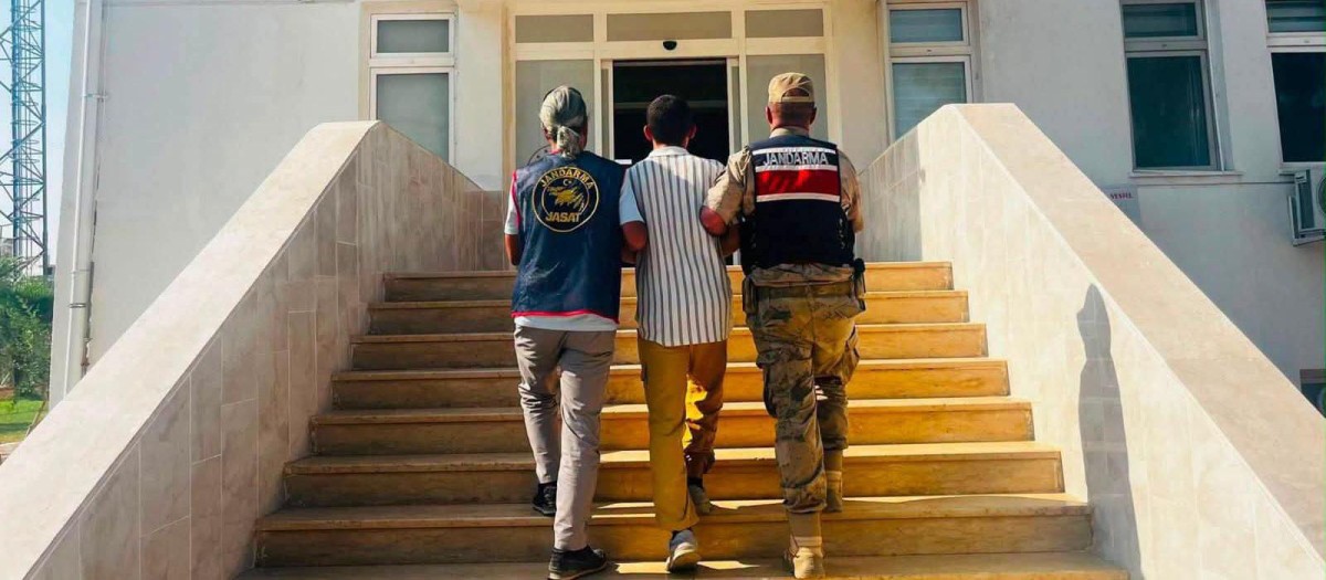 Akçakale’de aranan şahıs yakalandı