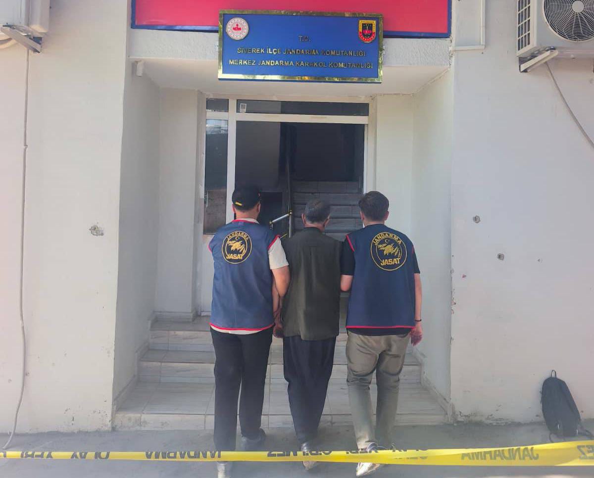 Siverek’te uyuşturucu firarisi JASAT'tan kaçamadı: 17 yıl hapis cezası bulunan şüpheli yakalandı