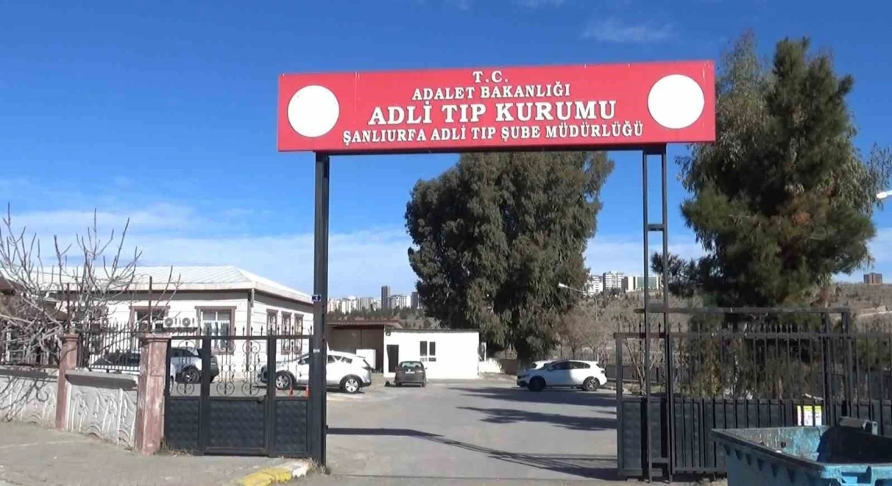 Eyyübiye’de şüpheli ölüm: Boş arazide erkek cesedi bulundu!