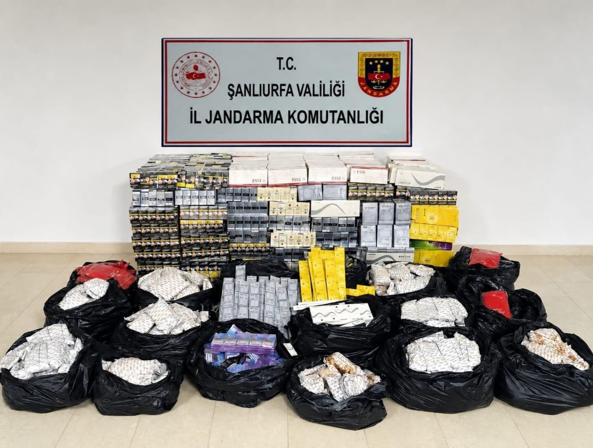 Şanlıurfa’da dev kaçakçılık operasyonu: 2 milyon liralık kaçak tütün ve sigara ele geçirildi!
