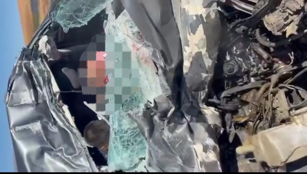 Şanlıurfa-Bozova yolunda katliam gibi kaza: 4 ölü, 2 yaralı!
