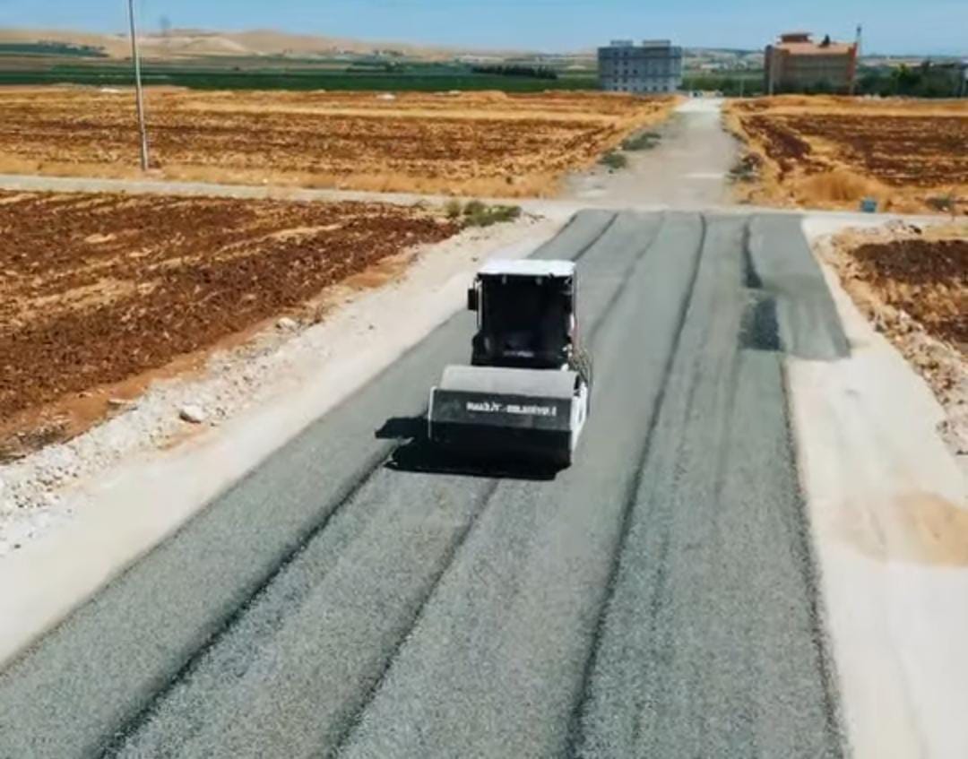 Canpolat talimatı verdi: Haliliye’de asfalt hamlesi kendi üretimiyle süreç kazanıyor