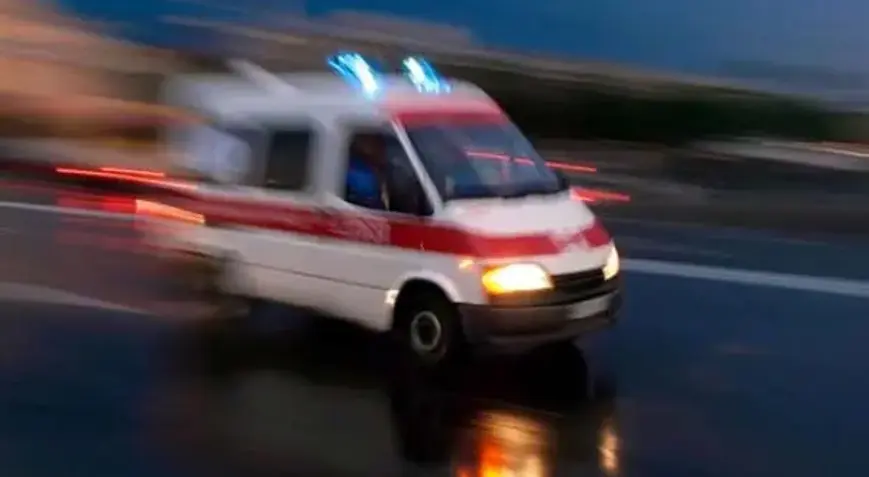 Birecik'te iki otomobil kafa kafaya çarpıştı: 1 ölü, 8 yaralı